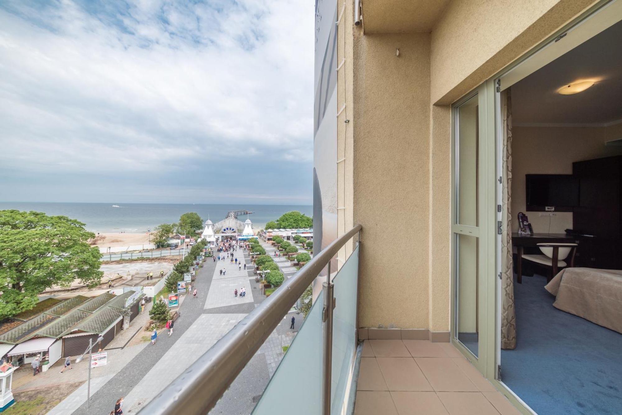 Double or Twin Room Extra Bed Sea View,273155989:JPEG